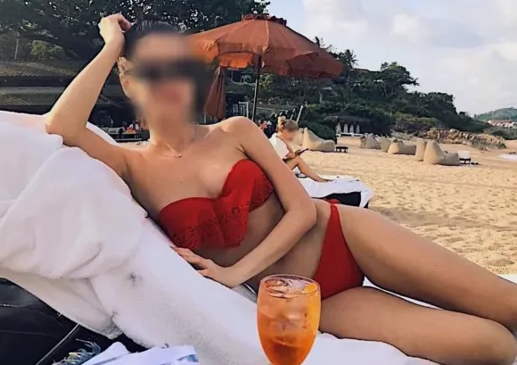 Charlotte, 35