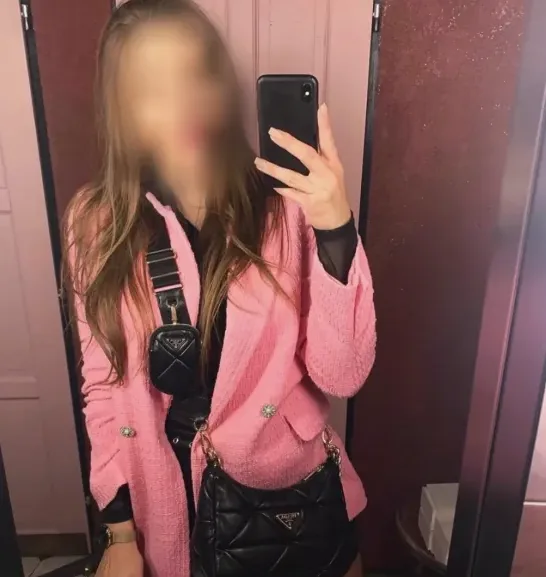 Marlene, 33