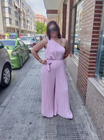 Sophia, 39