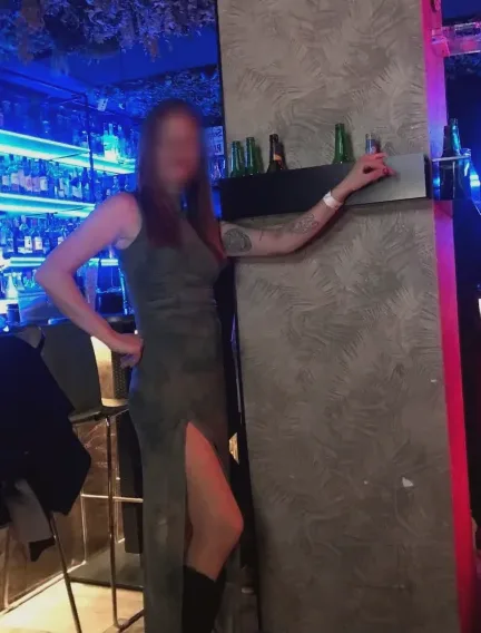Theresa, 40