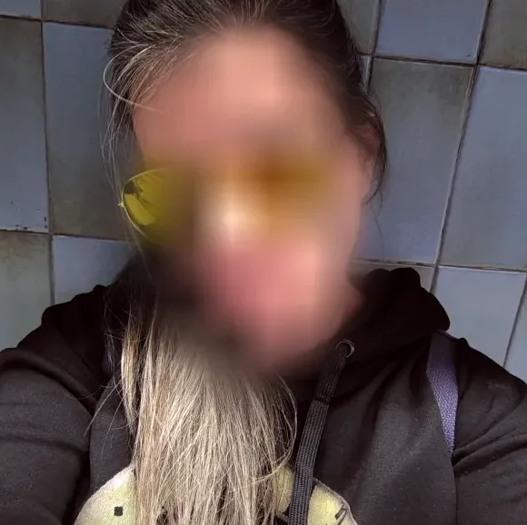Viktoria, 39